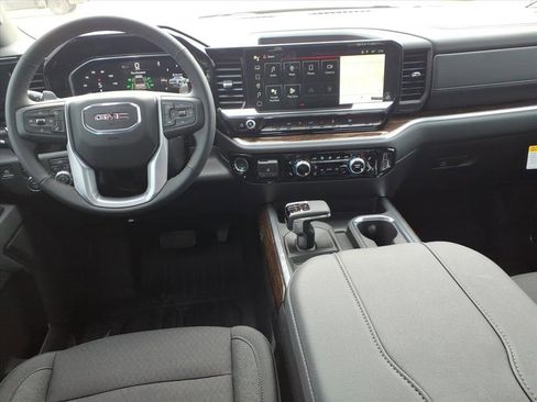 New 2026 GMC Sierra 1500 Elevation image 14