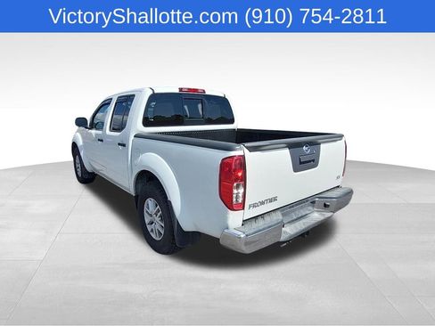Used 2019 Nissan Frontier SV image 19