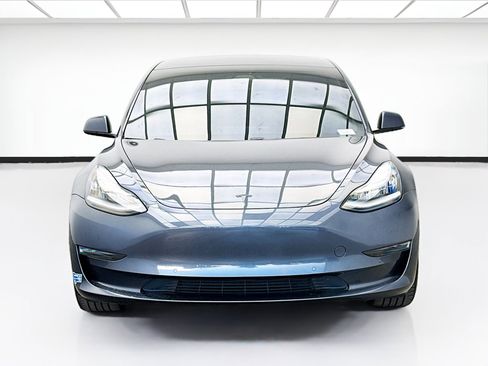 Used 2020 Tesla Model 3 RWD image 2