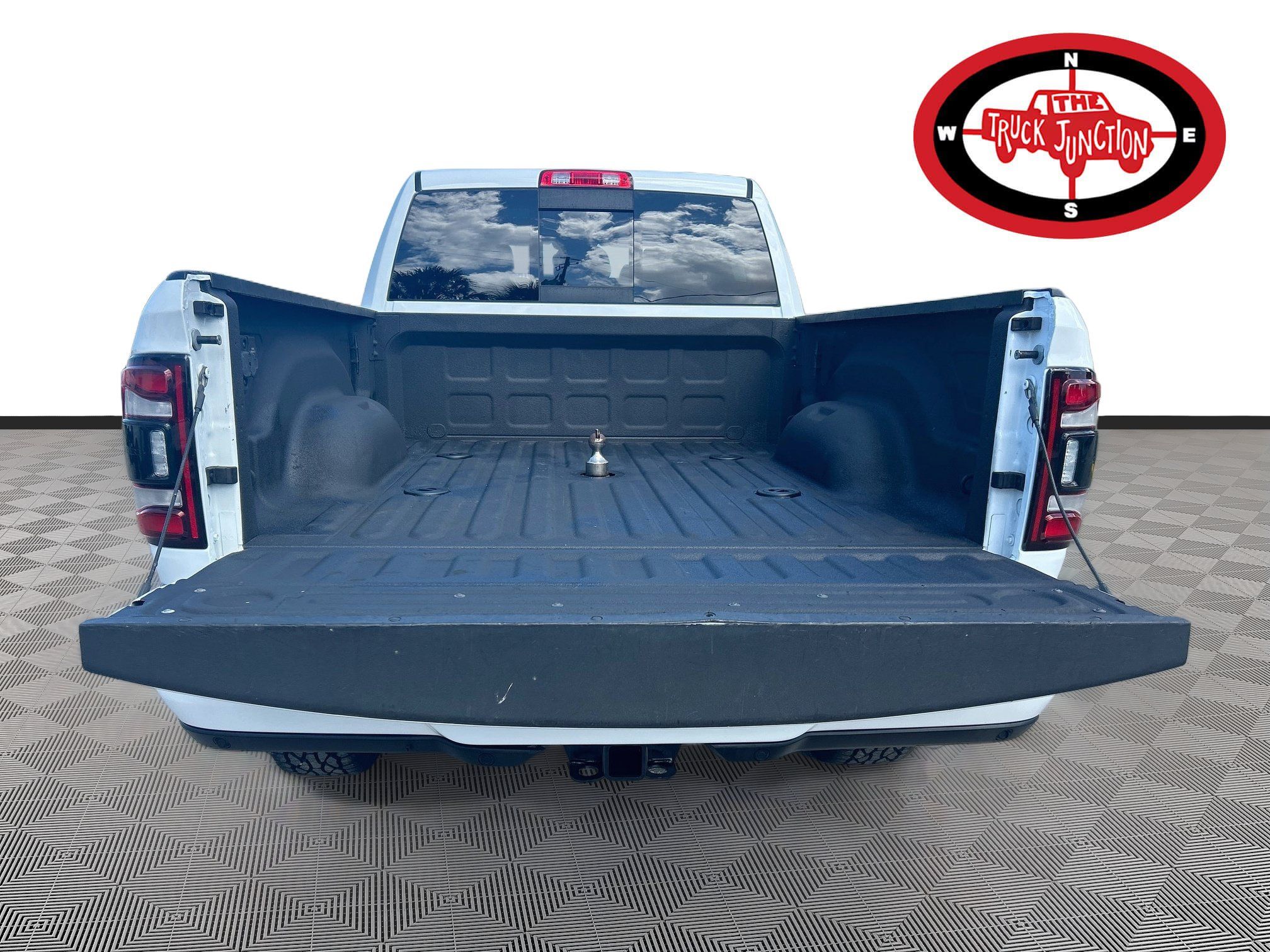 Used 2022 RAM 2500 Limited w/ Night Edition AWD/4WD image 27