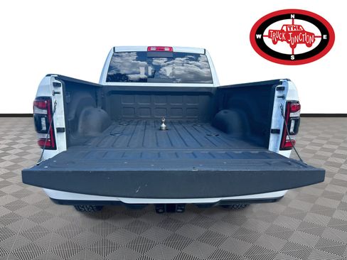 Used 2022 RAM 2500 Limited w/ Night Edition AWD/4WD image 27
