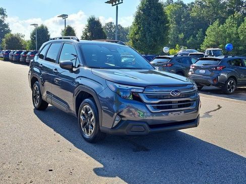 Used 2025 Subaru Forester Premium w/ Convenience Package #1 AWD/4WD image 4