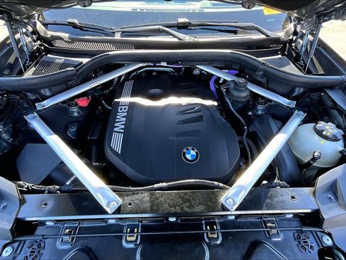 Certified 2024 BMW X7 xDrive40i AWD/4WD image 32