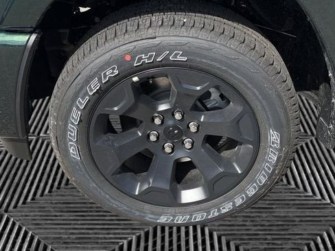 New 2026 RAM 1500 Big Horn AWD/4WD image 9