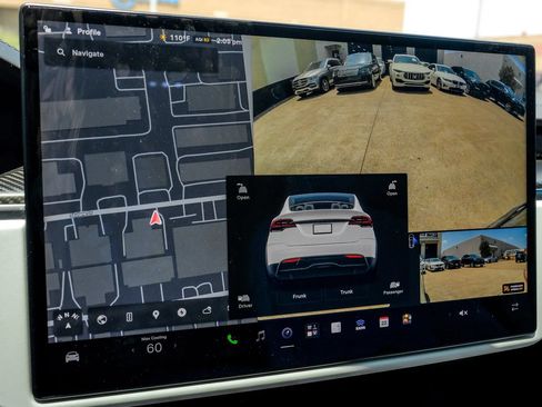 Used 2024 Tesla Model X Plaid AWD/4WD image 28