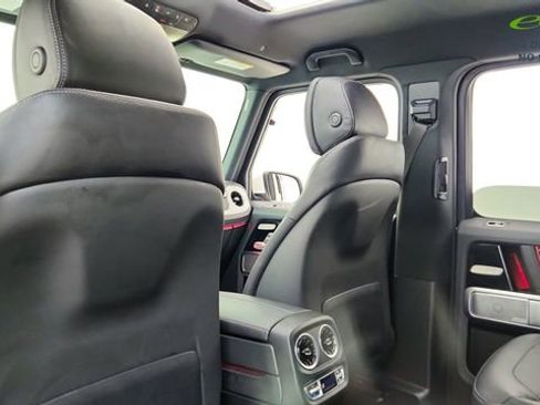 Used 2024 Mercedes-Benz G 550 image 30