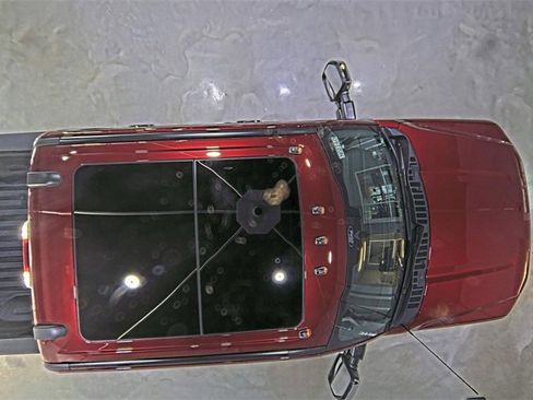 Used 2025 Ford F250 Lariat w/ Chrome Package image 24