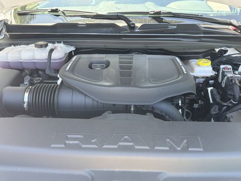 New 2026 RAM 1500 Limited AWD/4WD image 10