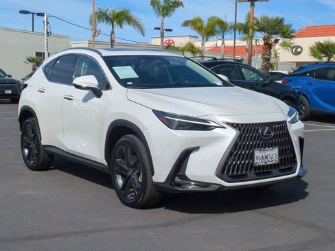 Used 2024 Lexus NX 450h+ AWD w/ Vision Package image 3