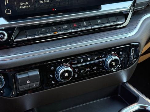 New 2026 GMC Sierra 1500 SLT w/ SLT Premium Package image 32