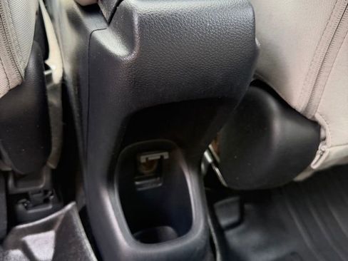 Used 2019 Honda HR-V EX image 10