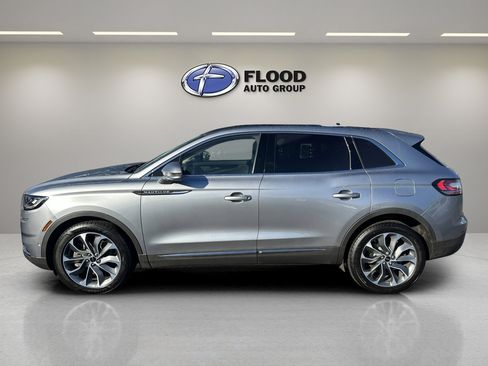 Certified 2022 Lincoln Nautilus Reserve w/ Equipment Group 201A image 4