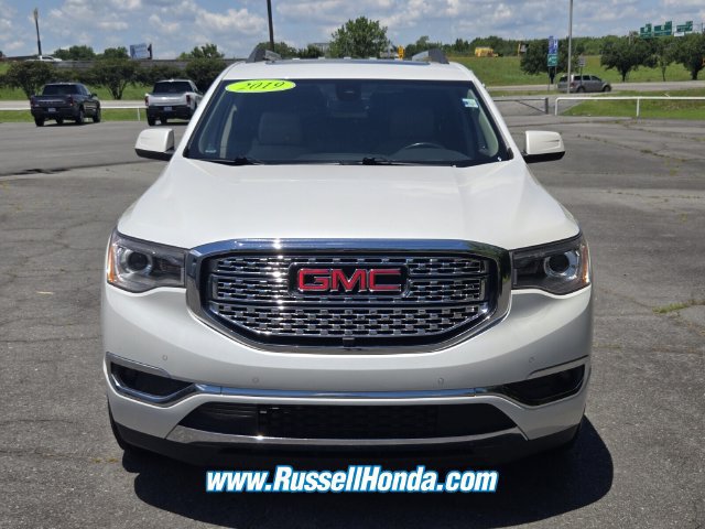 Used 2019 GMC Acadia Denali w/ Technology Package FWD image 15