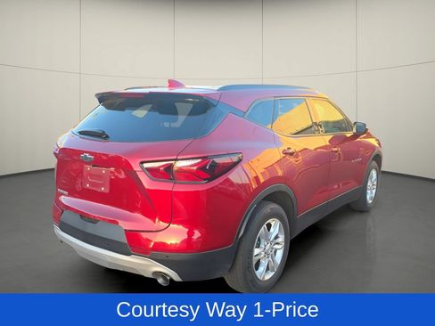 Used 2021 Chevrolet Blazer LT FWD image 9