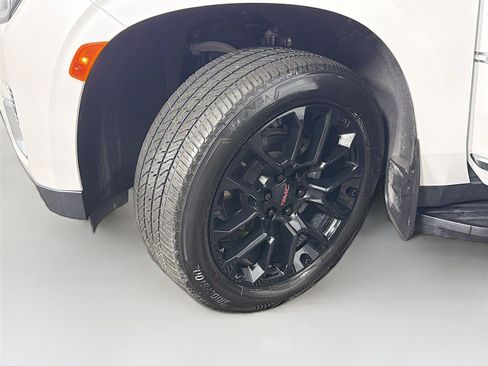 Used 2024 GMC Yukon Denali AWD/4WD image 38