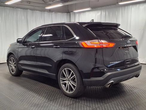 Used 2024 Ford Edge Titanium AWD/4WD image 2