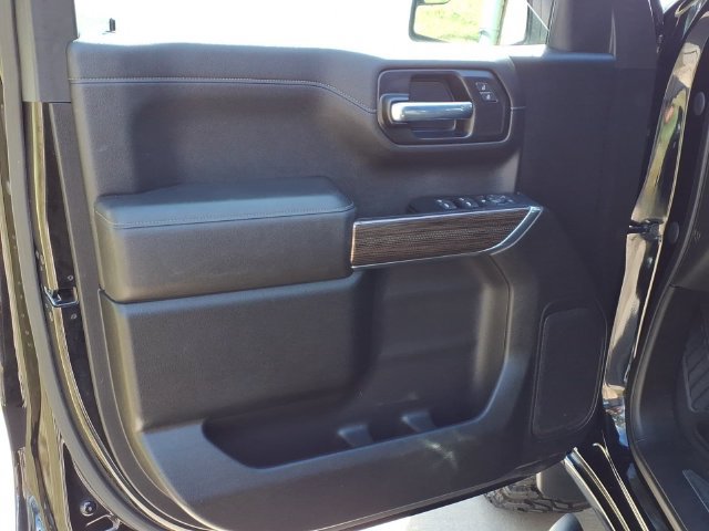 Used 2021 Chevrolet Silverado 1500 RST w/ Rally Edition AWD/4WD image 11