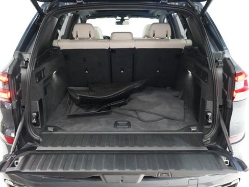 Used 2021 BMW X5 M50i w/ Executive Package image 35