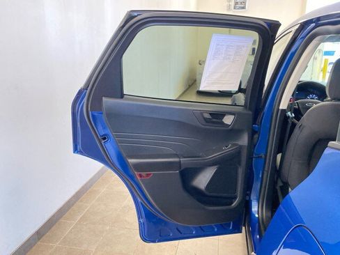 Used 2022 Ford Escape SE w/ Convenience Package AWD/4WD image 10