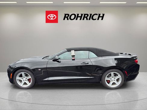 Used 2019 Chevrolet Camaro LT image 9