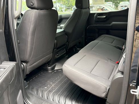 Used 2022 Chevrolet Silverado 1500 W/T w/ WT Value Package AWD/4WD image 11