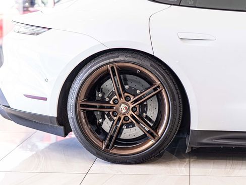 Used 2020 Porsche Taycan Turbo S w/ Premium Package AWD/4WD image 12