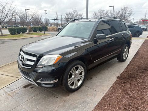 Used 2015 Mercedes-Benz GLK 350 4MATIC image 7