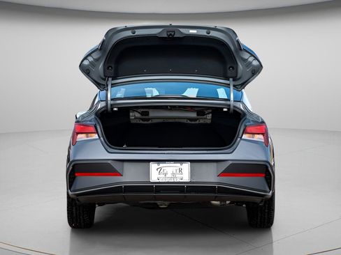 New 2026 Hyundai Elantra SEL Sport Premium FWD image 11