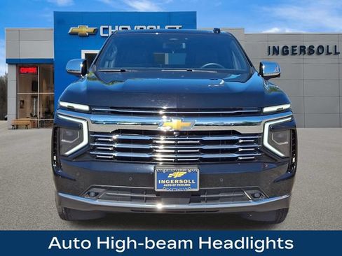 Used 2026 Chevrolet Suburban Premier AWD/4WD image 23