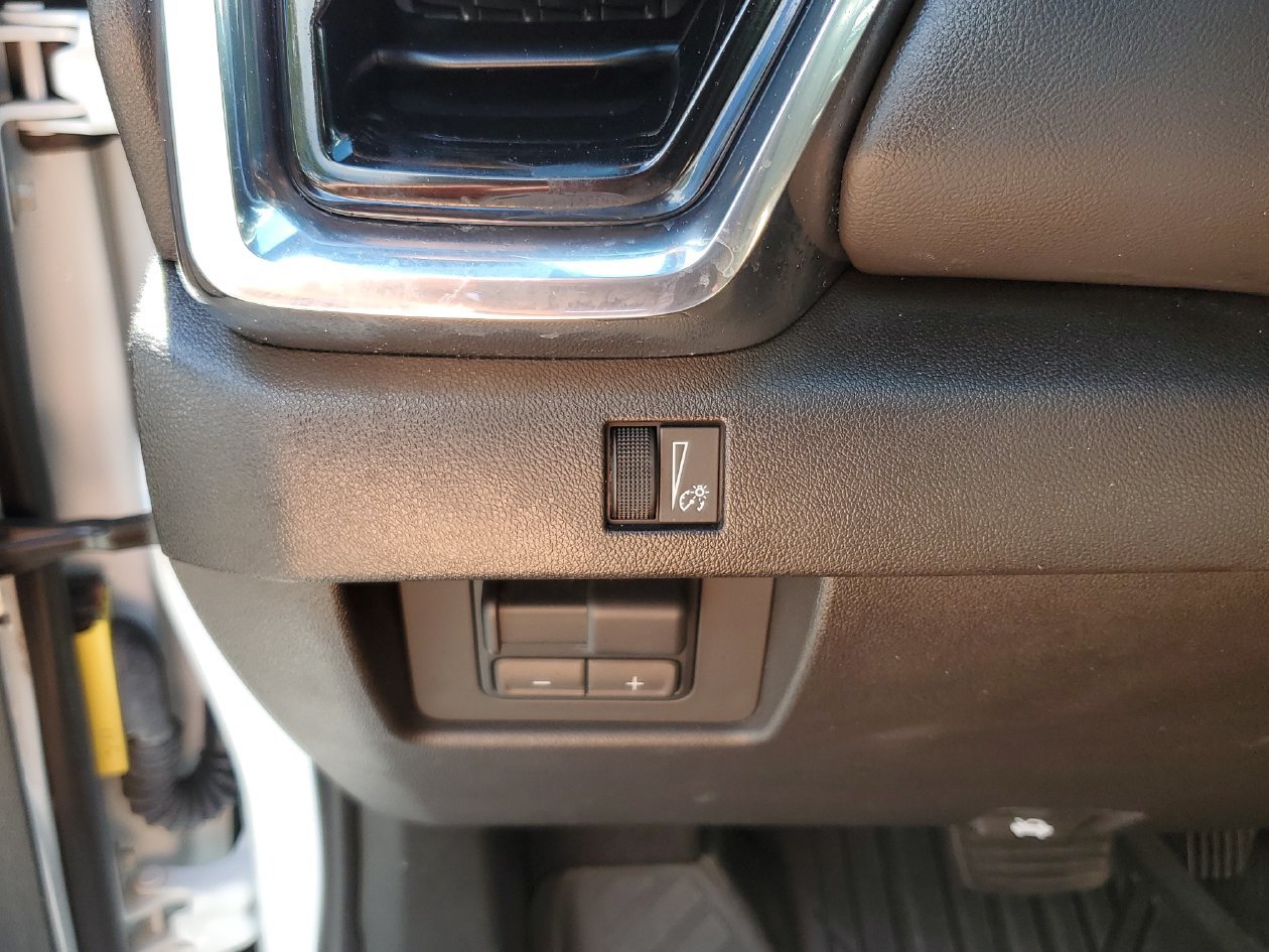 Used 2024 GMC Canyon Elevation w/ Convenience Package RWD image 29