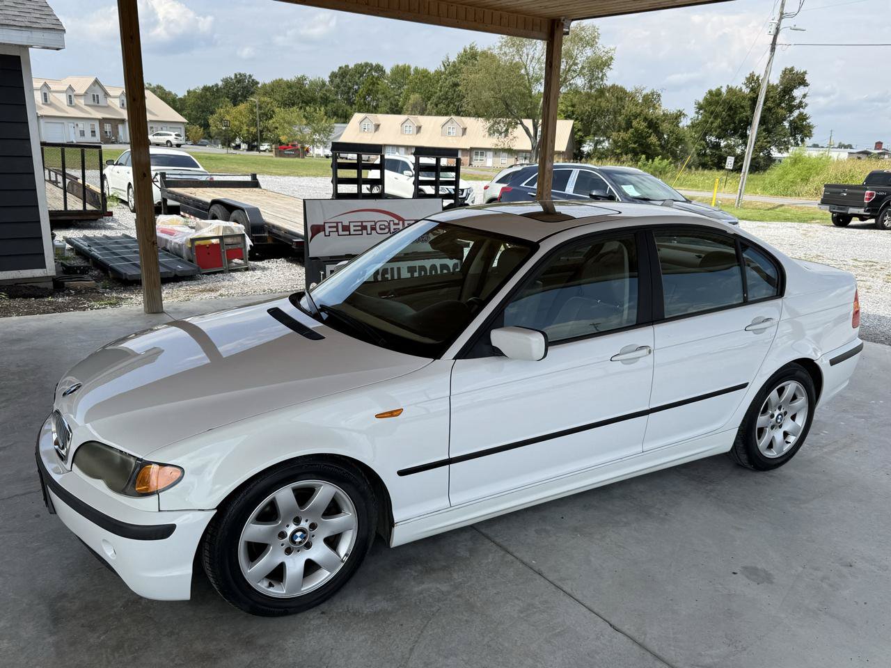 Used 2003 BMW 325i Sedan RWD image 10