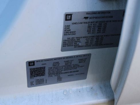 Used 2021 GMC Sierra 1500 AT4 w/ Technology Package image 31