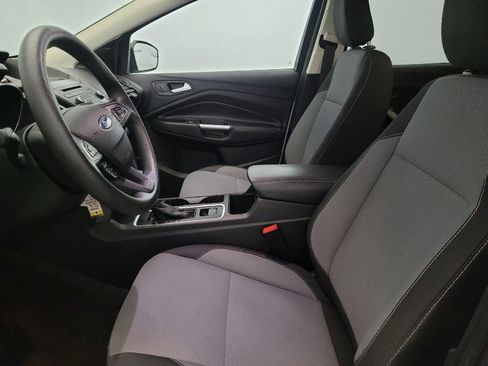 Used 2018 Ford Escape SE image 17