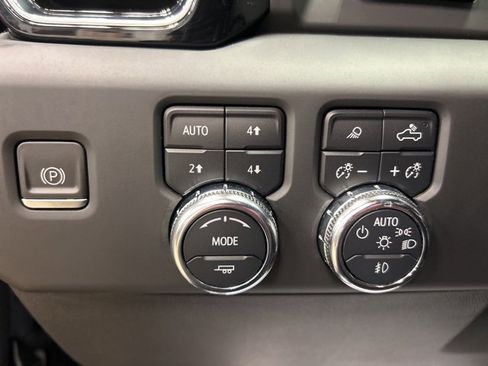 Used 2023 GMC Sierra 1500 Denali Ultimate image 20