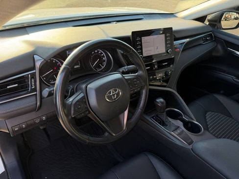 Used 2023 Toyota Camry SE FWD image 17