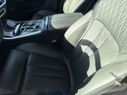 Used 2024 BMW X5 xDrive50e w/ Executive Package AWD/4WD image 3