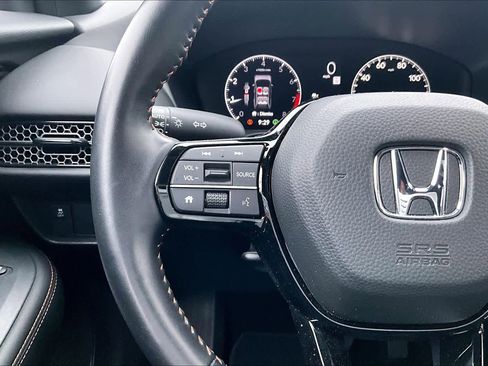 Used 2025 Honda HR-V Sport image 21