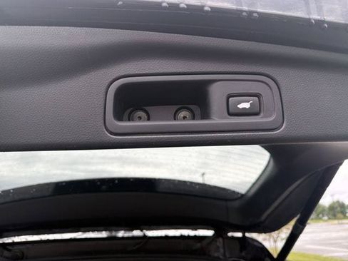 Used 2022 Honda Pilot TrailSport image 24
