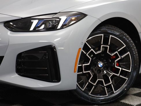 New 2026 BMW i4 xDrive40i w/ M Sport Package AWD/4WD image 4