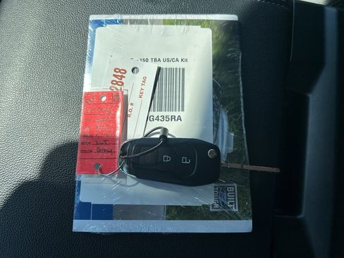 Used 2024 Ford F150 XLT w/ Mobile Office Package image 37