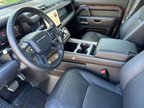 Certified 2025 Land Rover Defender 110 Sedona Red Edition AWD/4WD image 9
