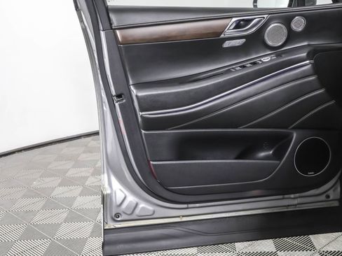 Used 2023 Genesis GV80 3.5T w/ Prestige Package image 34
