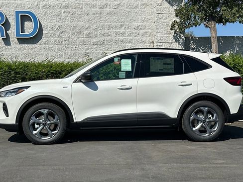 New 2025 Ford Escape ST-Line w/ Equipment Group 301A image 7