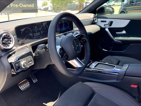 New 2025 Mercedes-Benz CLA 250 image 9