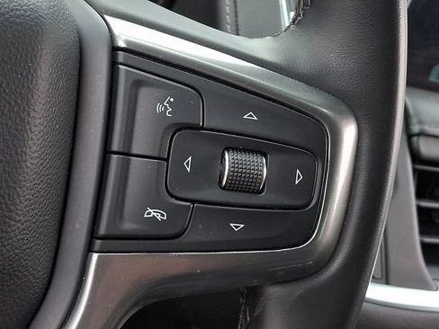 Used 2023 Chevrolet Suburban LT AWD/4WD image 22