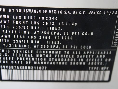 Used 2024 Volkswagen Tiguan Wolfsburg Edition image 16