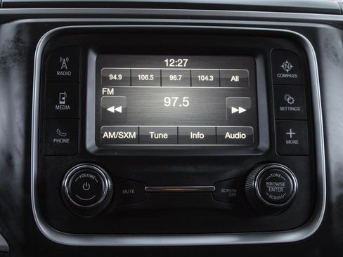 Used 2021 RAM 1500 Classic SLT image 26