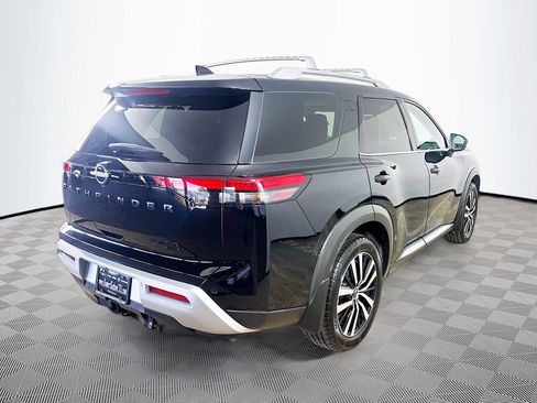 Used 2024 Nissan Pathfinder Platinum AWD/4WD image 7