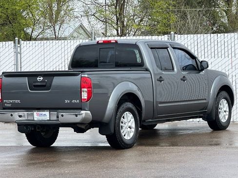 Used 2017 Nissan Frontier SV w/ SV Value Truck Package image 4