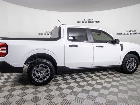 Used 2025 Ford Maverick XLT w/ Equipment Group 301A AWD/4WD image 9